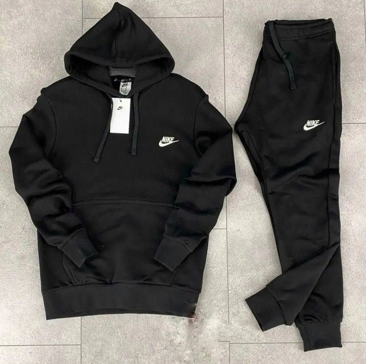 NIKE SPORTSWEAR SET 2026