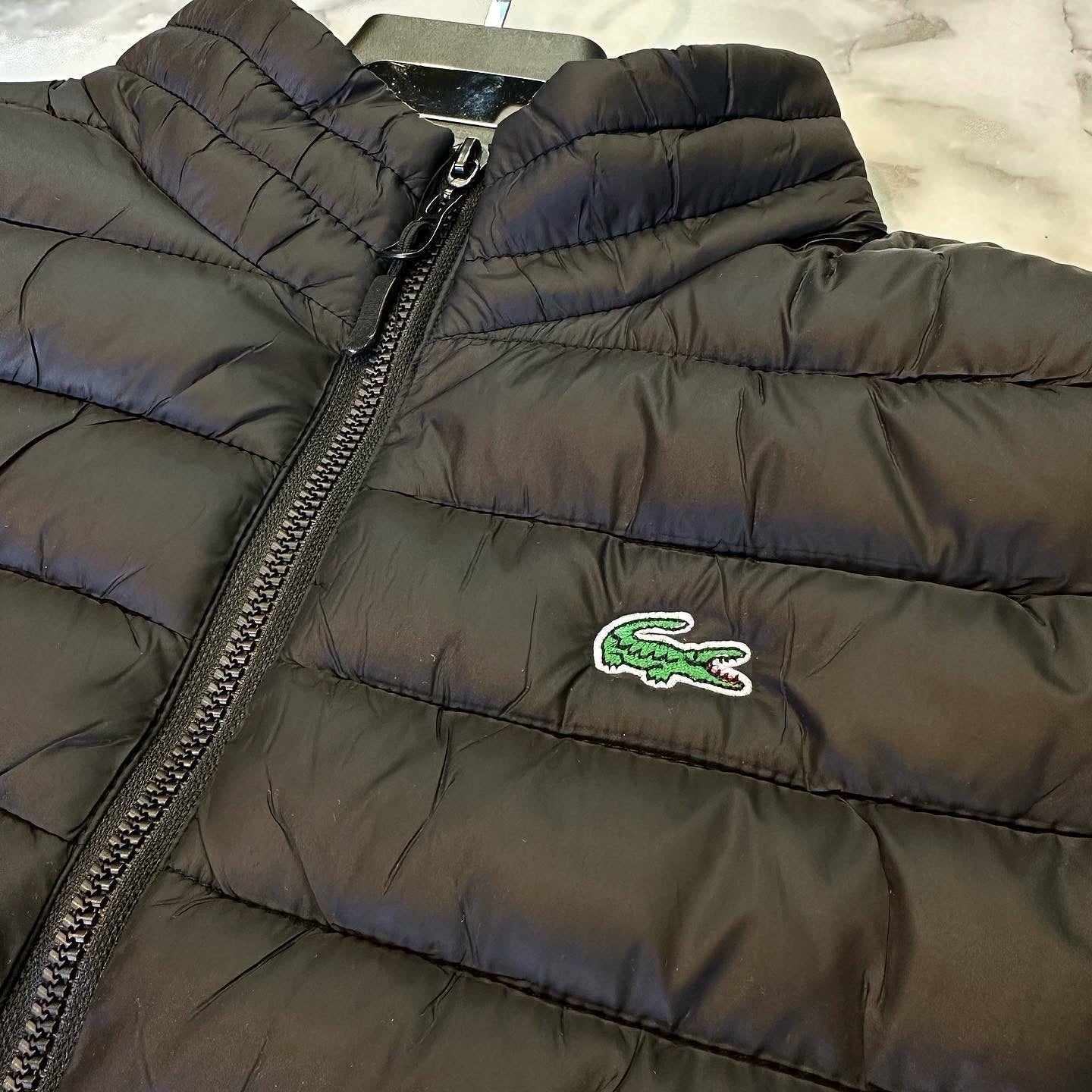 LACOSTE ΑΜΑΝΙΚΟ ΜΠΟΥΦΑΝ 2026