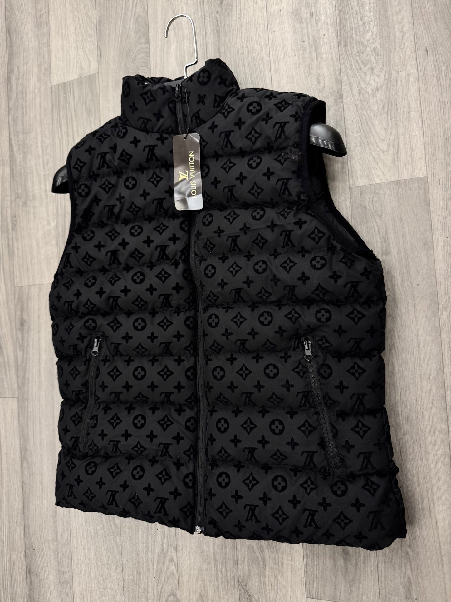 LOUIS VUITTON - ΑΜΑΝΙΚΟ ΜΠΟΥΦΑΝ