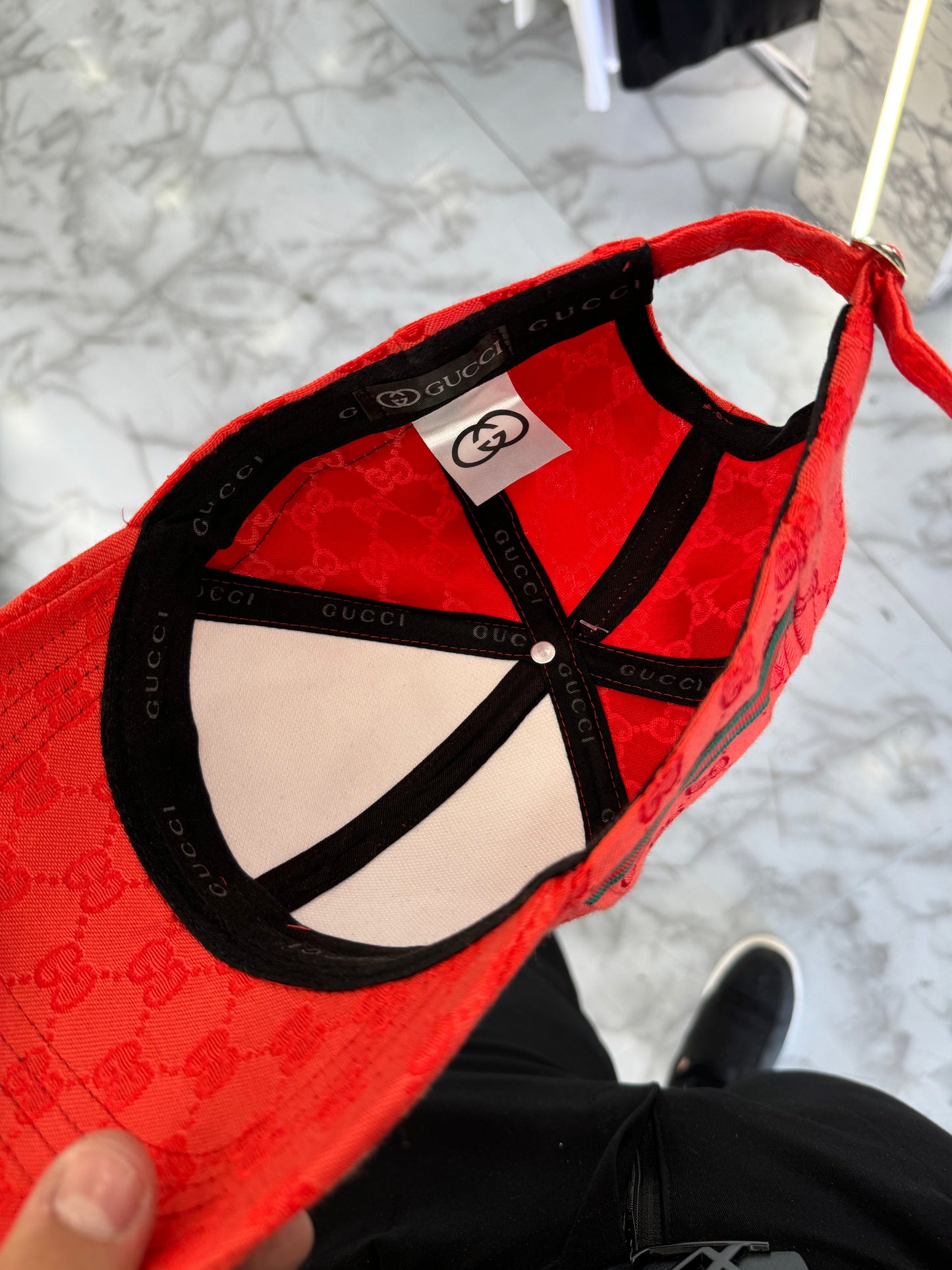 GUCCI - ΚΑΠΕΛΟ