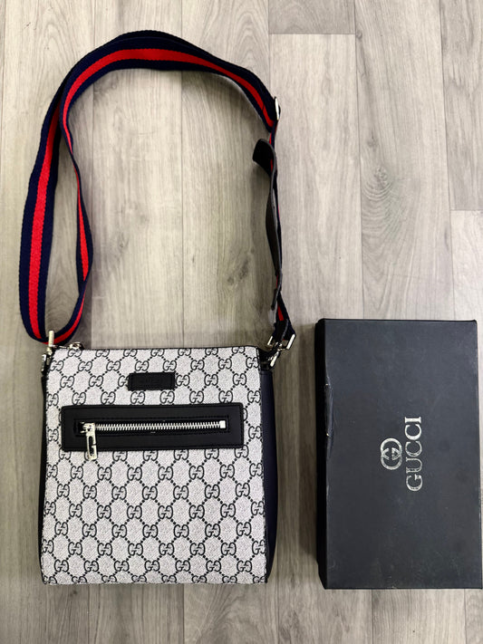 ΤΣΑΝΤΑΚΙ - LV