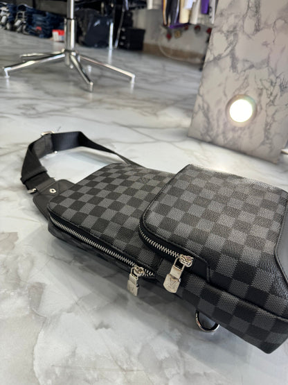 ΤΣΑΝΤΑΚΙ - LV BF