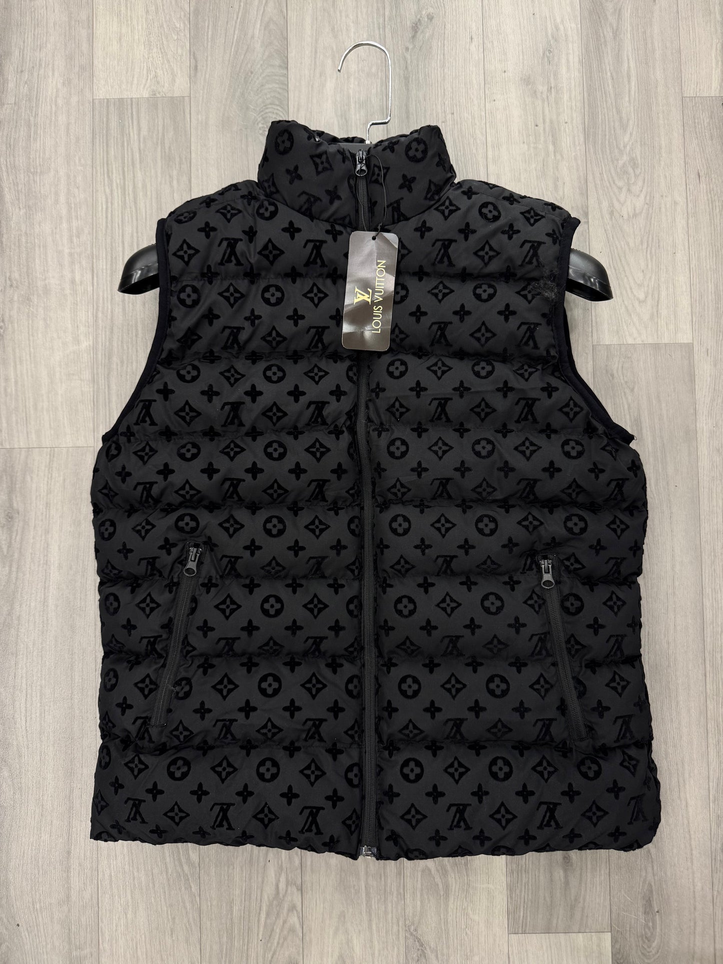 LOUIS VUITTON - ΑΜΑΝΙΚΟ ΜΠΟΥΦΑΝ