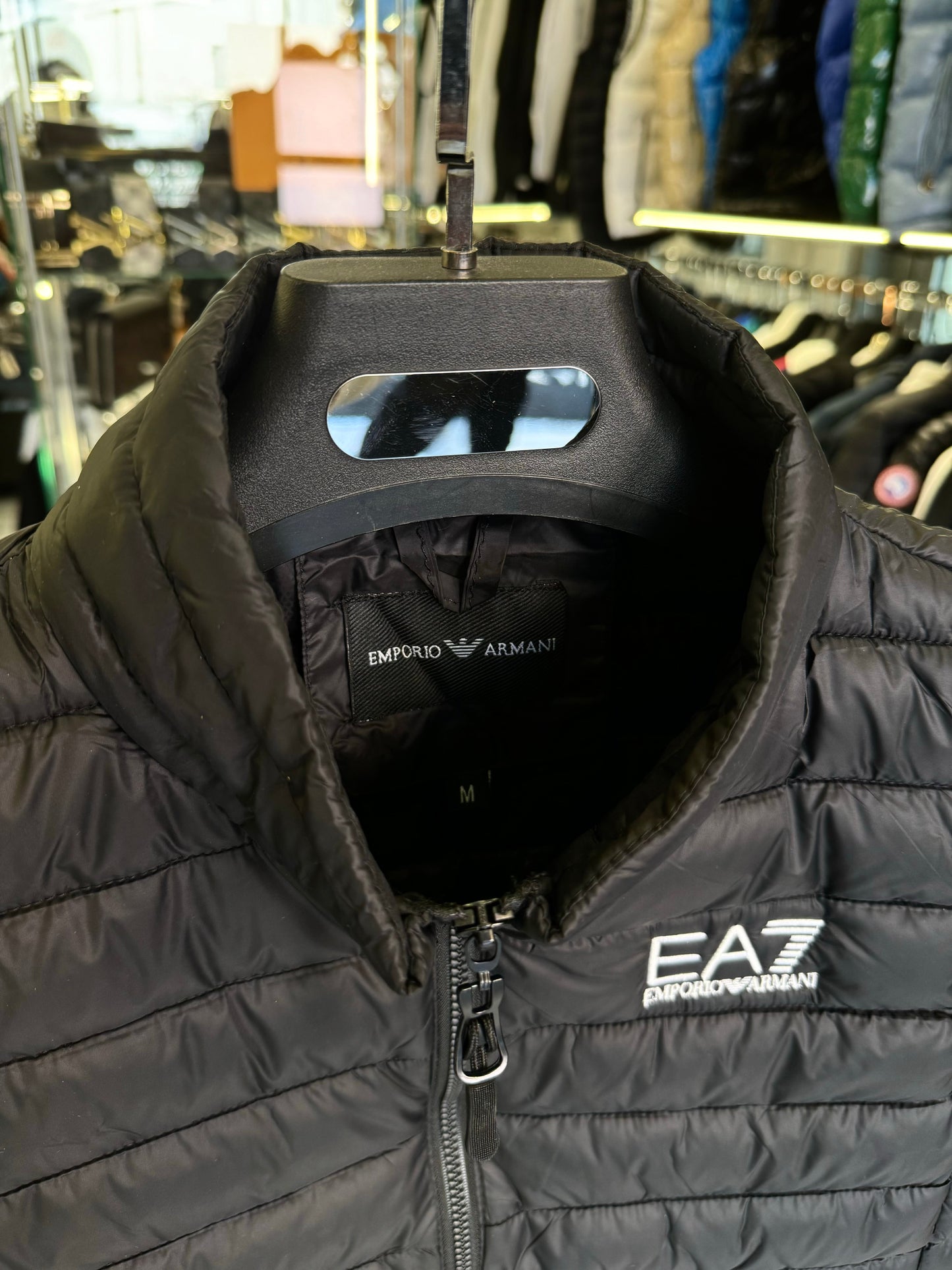 ARMANI - ΑΜΑΝΙΚΟ ΜΠΟΥΦΑΝ 2026