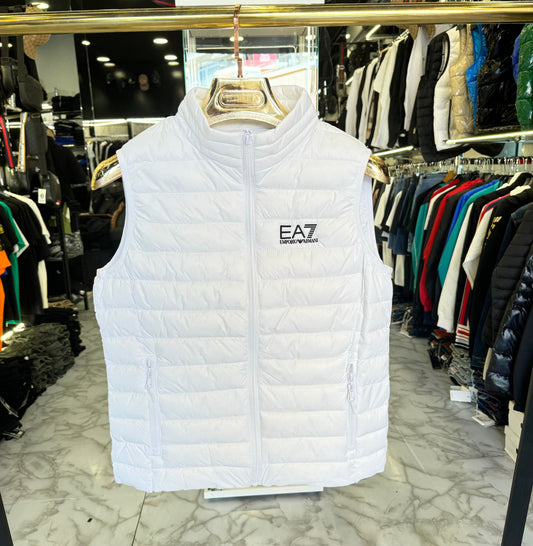 ARMANI - ΑΜΑΝΙΚΟ ΜΠΟΥΦΑΝ 2026