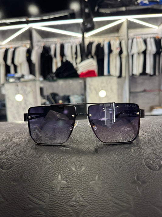 ΓΥΑΛΙΑ ΗΛΙΟΥ - PRADA