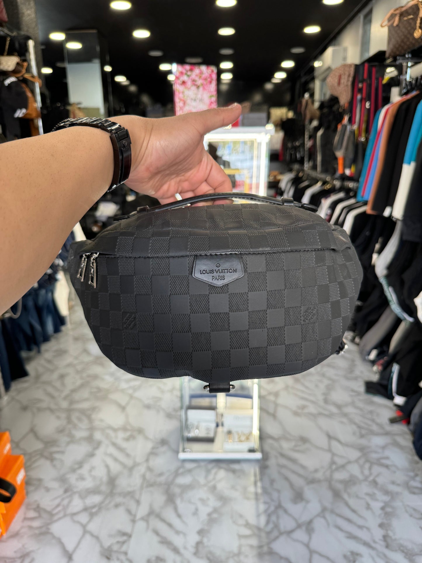 ΤΣΑΝΤΑΚΙ - LV BF