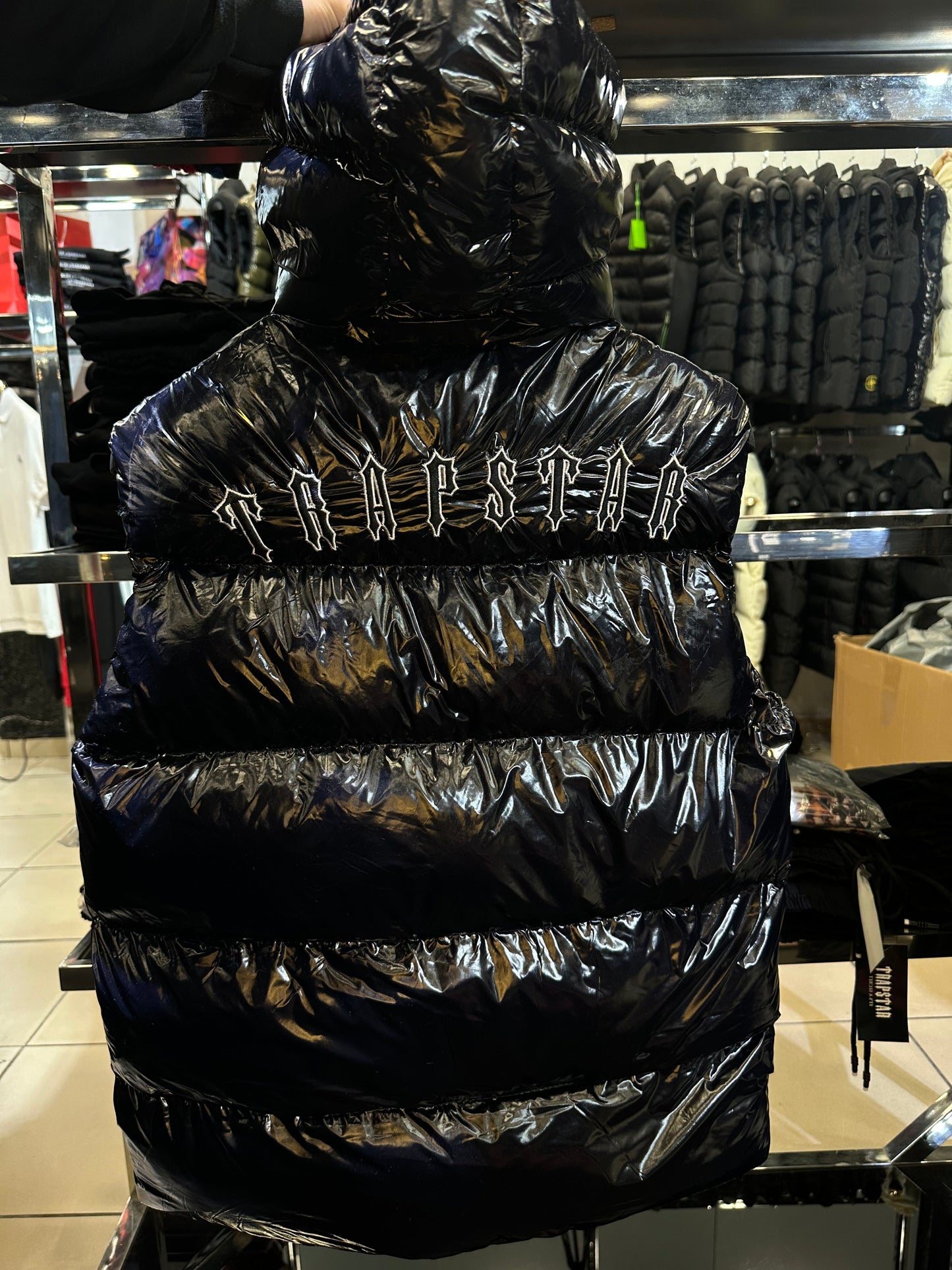 TRAPSTAR -ΑΜΑΝΙΚΟ ΜΠΟΥΦΑΝ